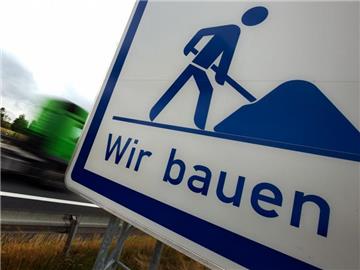Zwei Sperrungen auf der A43