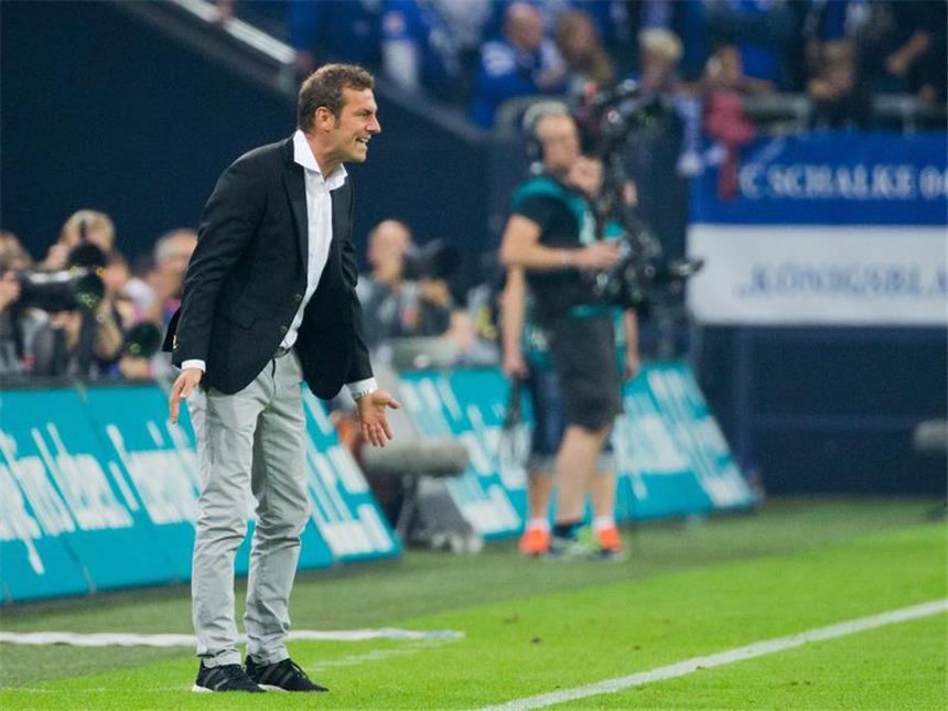 Bilder der Bundesliga-Partie des FC Schalke 04 gegen den 1. FC Köln.