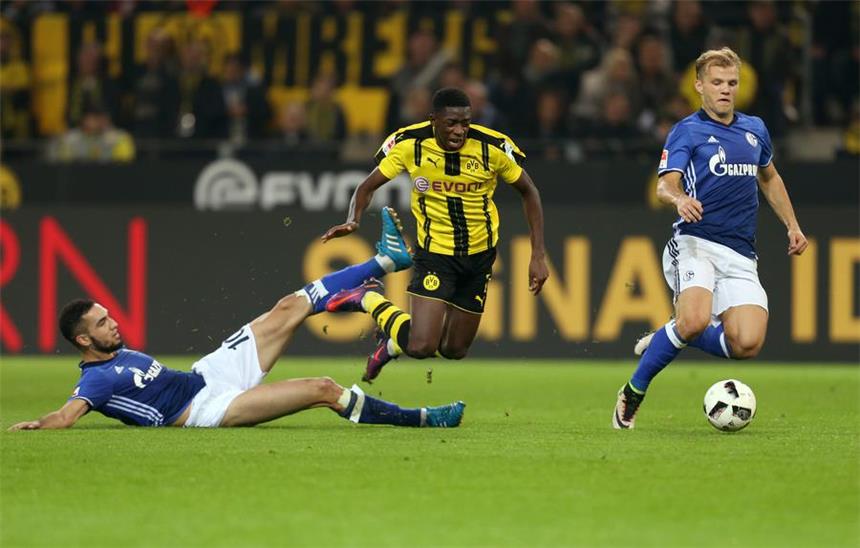Revierderby gegen Dortmund steigt am 1. April Bilder der Bundesliga-Partie zwischen Borussia Dortmund und dem FC Schalke 04.