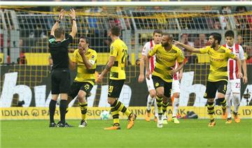 Bilder der Bundesliga-Partie zwischen Borussia Dortmund und dem 1. FC Köln.