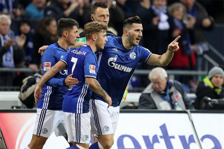 Schalke sagt Spitzenreiter Leipzig den Kampf an Bilder der Bundesliga-Partie zwischen dem FC Schalke 04 und Darmstadt 98.