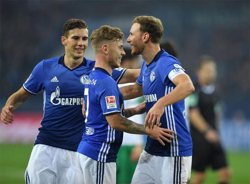 Bilder der Bundesliga-Partie zwischen dem FC Schalke 04 und Werder Bremen.