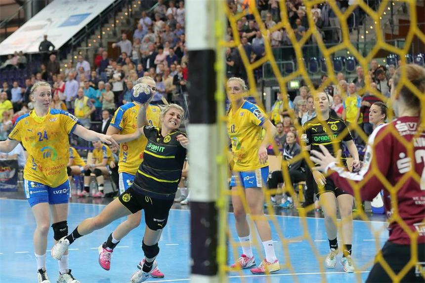 Bilder der Bundesliga-Partie zwischen dem HC Leipzig und Borussia Dortmund.