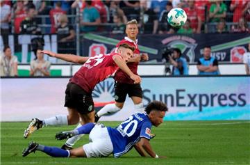 Bilder der Bundesliga-Partie zwischen Hannover 96 und dem FC Schalke 04.