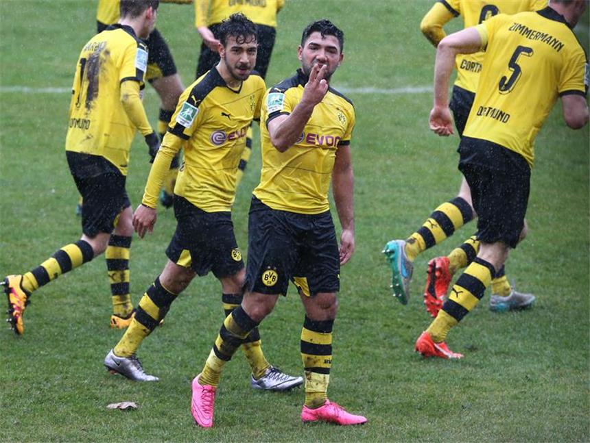 BVB II erkämpft mit toller Moral Punkt gegen Köln Bilder der Partie BVB II gegen Köln II.
