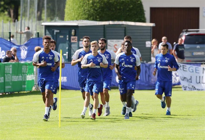 Im Schalker Angriff noch viel Luft nach oben Bilder der Schalke-Trainings in Mittersill am 31. Juli.