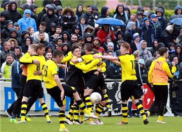 Bilder der U19-Partie 1860 München gegen BVB.