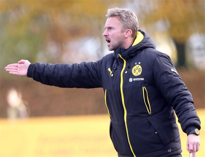 BVB-Nachwuchs spielt nicht in Holzwickede Bilder der Youth-League-Partie zwischen Borussia Dortmund und Sporting Lissabon.