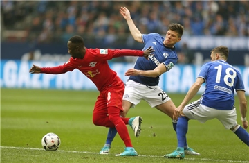 Bilder des Bundesliga-Spiels zwischen dem FC Schalke 04 und RB Leipzig.