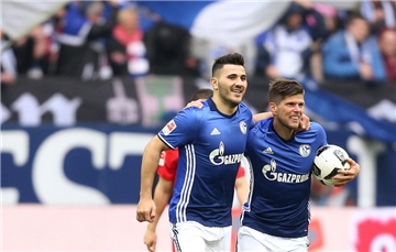Bilder des Bundesliga-Spiels zwischen dem FC Schalke 04 und RB Leipzig.