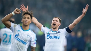 Bilder des Rückspiels im Achtelfinale der Europa League zwischen Borussia Mönchengladbach und dem FC Schalke 04.