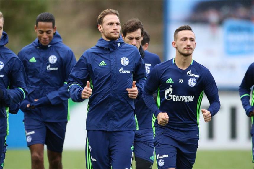 Nur ein öffentliches Training auf Schalke Bilder des Schalke-Trainings am 17. November.