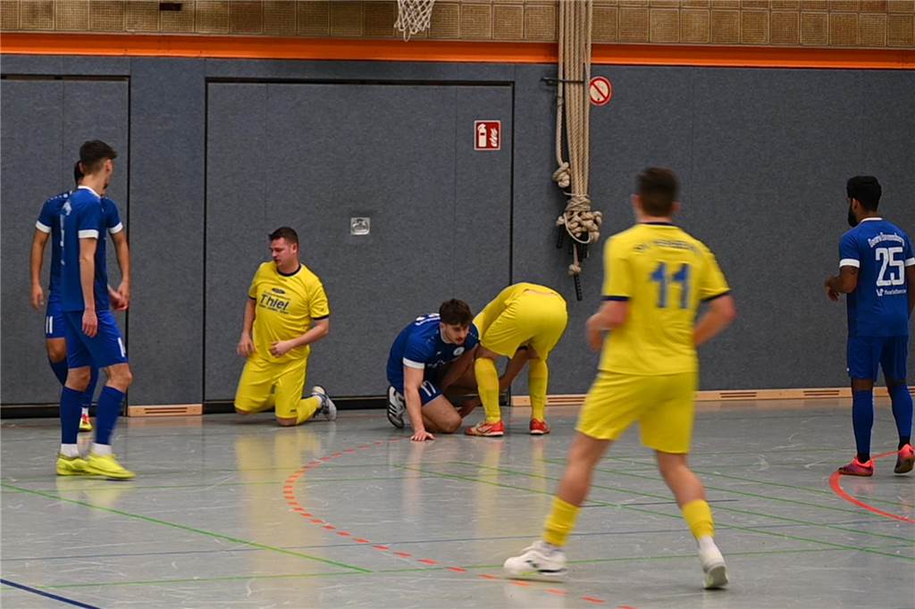 Bilder von Tag eins des Davertpokals. 