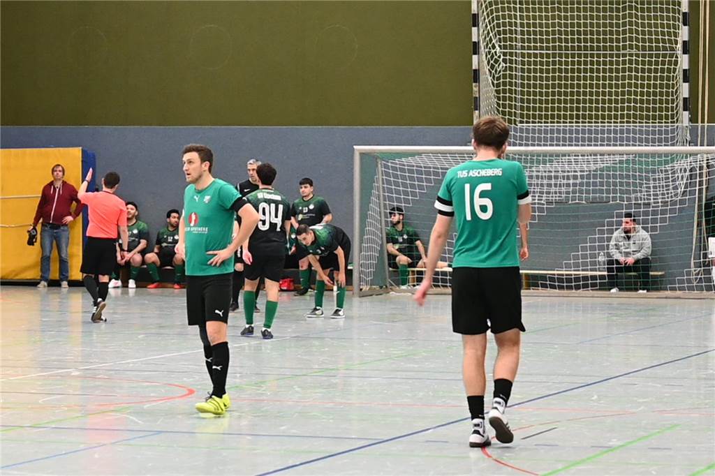 Bilder von Tag eins des Davertpokals. 