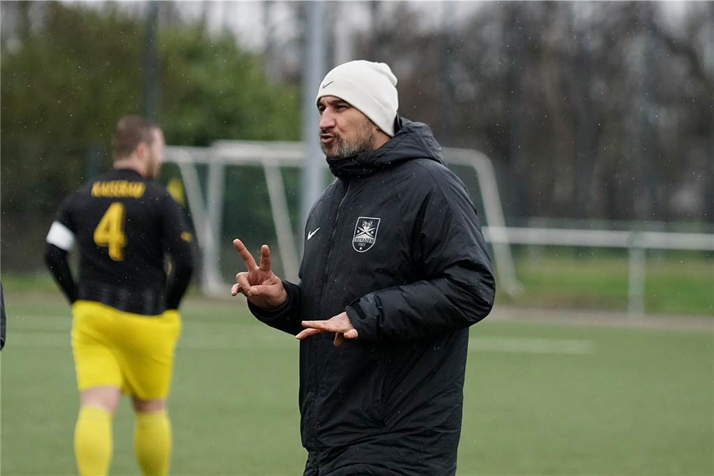 SuS-Fußballboss Langner: „Wir planen mit der Zweiten für die Kreisliga A“ Birol Dereli ist beim SuS Oberaden auf Abschiedstournee.