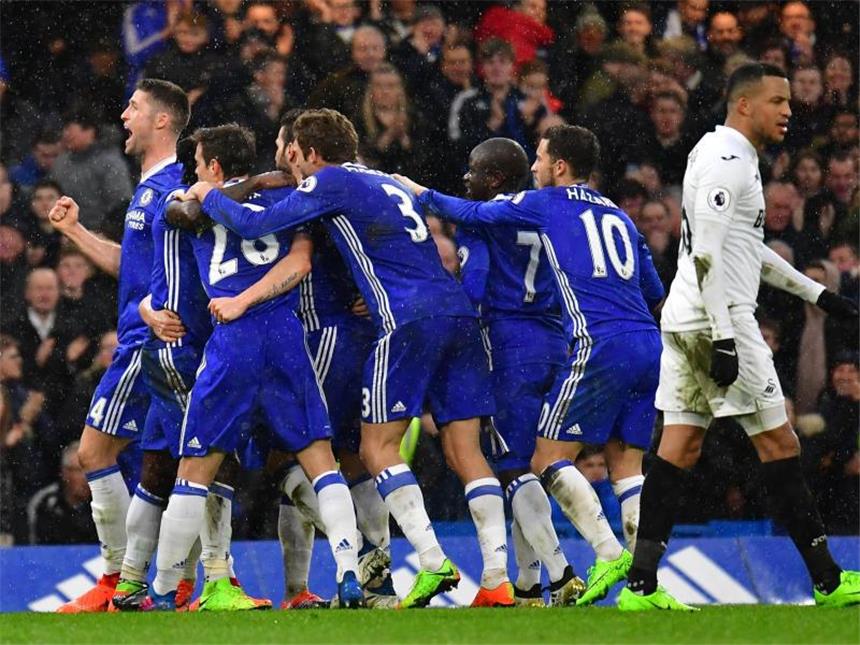 FC Chelsea bekommt neue Bühne - Tempel von Elphi-Architekten Bis 2021 werden die Londoner noch in der bisherigen Arena an der Stamford Bridge spielen. Foto: Dominic Lipinski