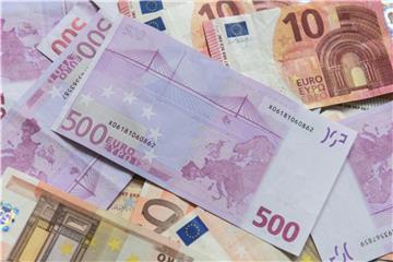 Bis Ende 2017 stieg das Geldvermögen der privaten Haushalte im Vergleich zum Vorjahr um knapp 5 Prozent auf den Rekordwert von 5857 Milliarden Euro. Foto: Patrick Seeger