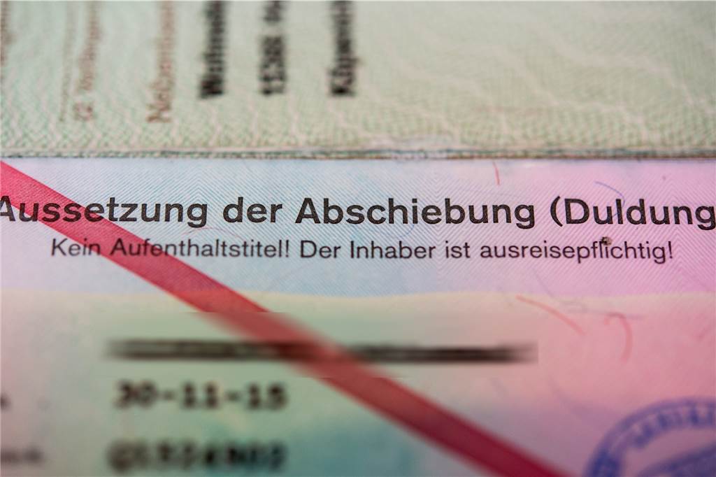 „Ich habe Angst um mein Leben“ – Iraner aus Dortmund droht die Abschiebung Bis zum 11.5.2021 gilt der Duldungsstatus von Poorya in Deutschland. (Symbolbild)