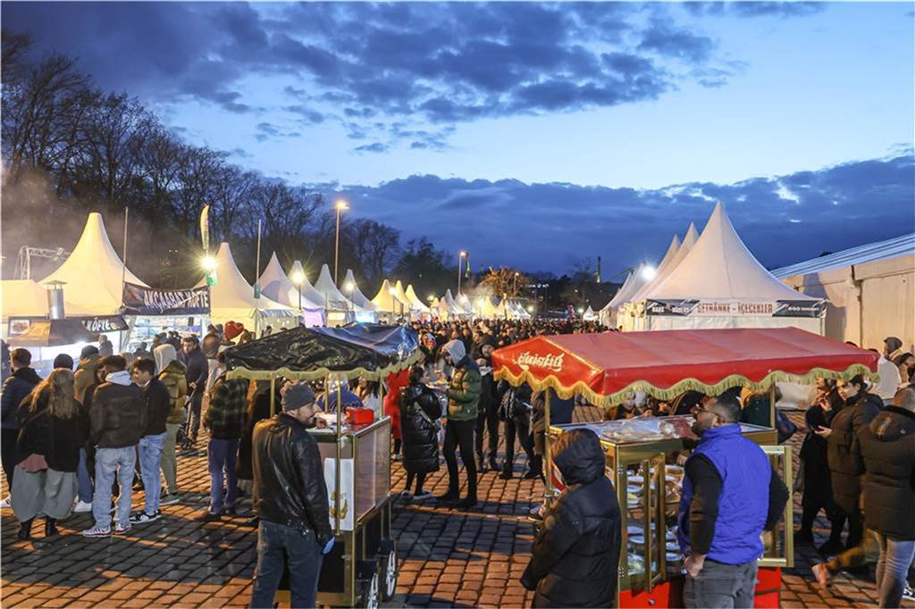 Bisher war das „Festi Ramazan“ immer eine Indoor-Veranstaltung (Bild von 2022). Nun wird das Festival erstmals komplett in Zelten untergebracht.