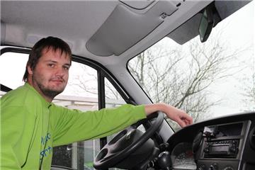 Björn Beste ist froh, dass er seine Krebserkrankung überstanden hat - und er in seiner alten Firma weiterhin arbeiten kann.