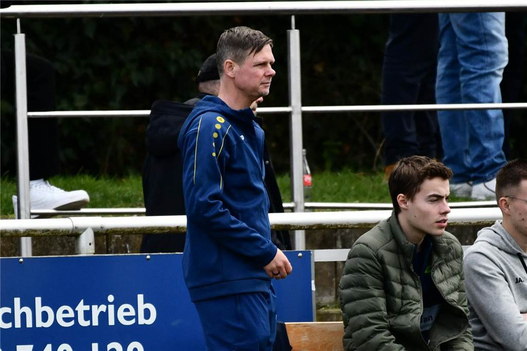 Nach Katastrophen-Saison und Abstieg: Bleibt das Trainer-Gespann des SV Herbern? Björn Christ war in der Rückrunde Teil des Herberner Trainerteams.