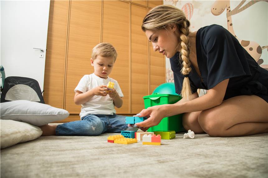 Kitas bleiben heute geschlossen – Eltern kritisieren: Streik trifft die Falschen Bleibt die Kita wegen eines Streiks zu, müssen Eltern die Kinderbetreuung anderweitig organisieren.