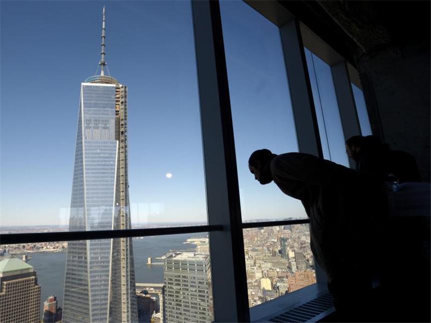 One World Trade Center und Co.: Wichtige Eröffnungen Blick auf das One World Trade Center in New York: Dort eröffnet bald die Aussichtsplattform. Foto: Justin Lane