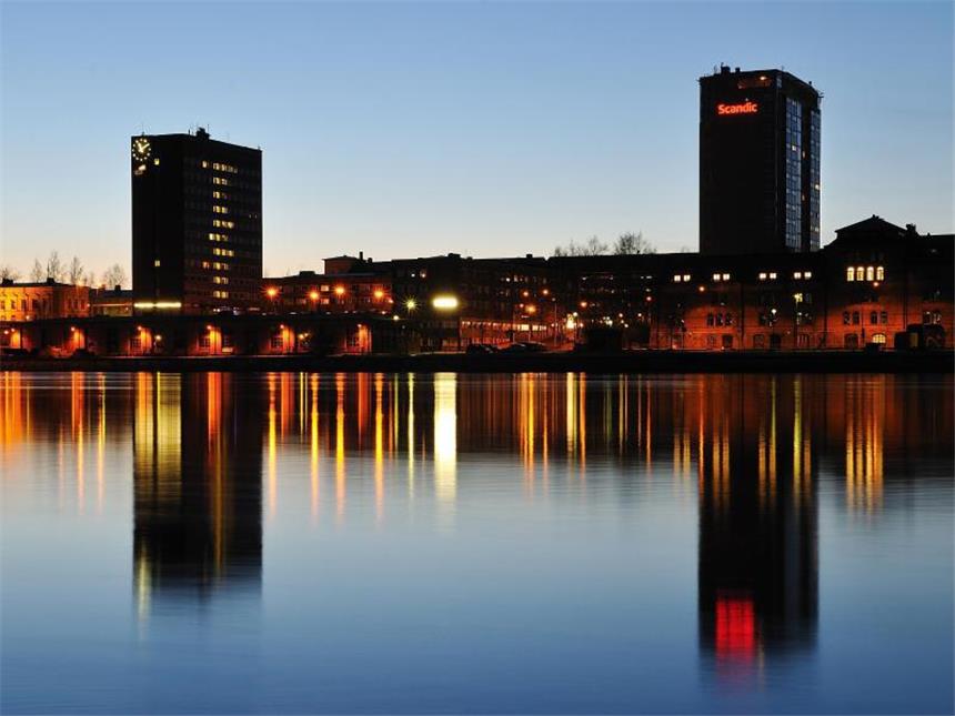 Schweden läuten das Kulturhauptstadtjahr ein Blick auf das Zentrum der schwedischen Stadt Umea, die zusammen mit der lettischen Hauptstadt Riga Europas Kulturhauptstadt 2014 ist. Foto: Per Lundberg