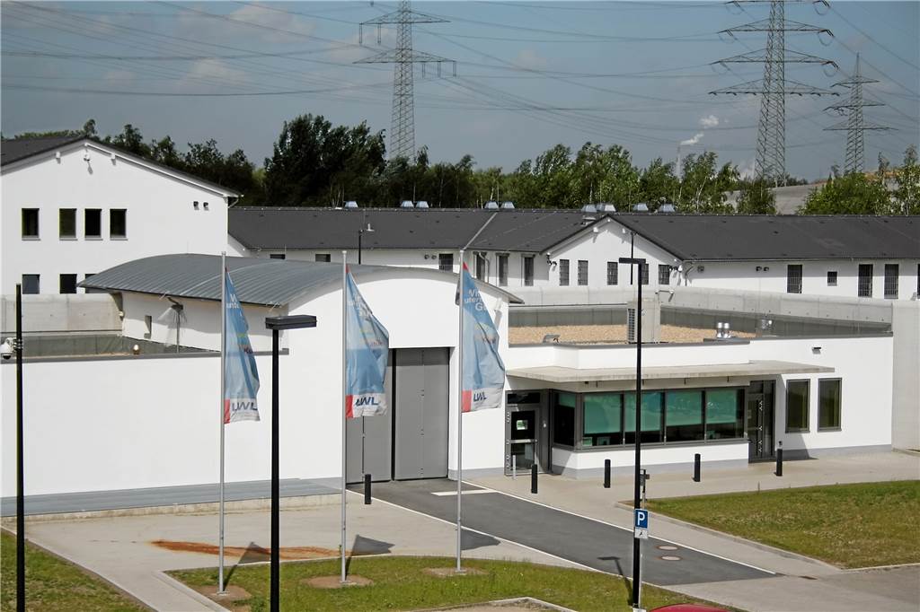 Forensik Haltern: Landschaftsverband schafft mehr als 150 Arbeitsplätze Blick auf die Maßregelvollzugsklinik Herne: Die Trägerschaft hat 2011 der Landschaftsverband Westfalen-Lippe übernehmen. Er wird auch die Klinik in Haltern leiten.