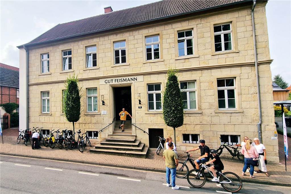 Gut Feismann: Legdener betreiben tiergestütztes Kinderhospiz in Darup Gute Feismann in DArup