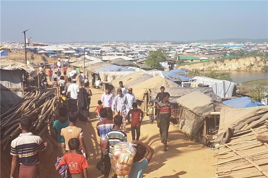 Blick in das Rohingya-Flüchtlingslager Kutupalong in Bangladesch. Foto: Nick Kaiser
