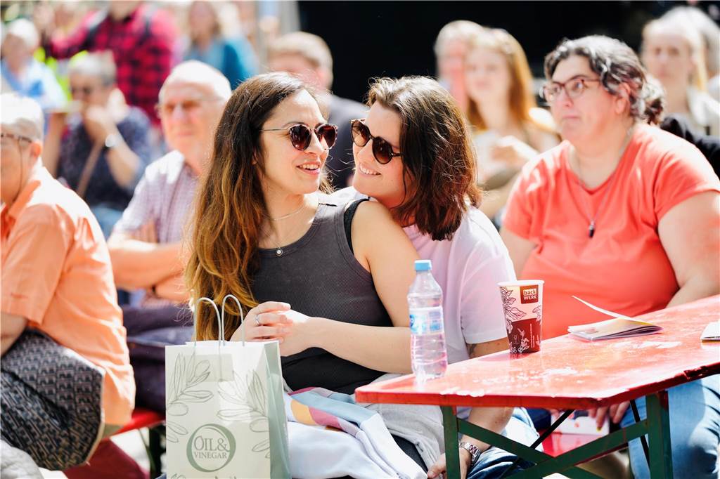 Blick ins Publikum beim Stadtfest Dortbunt.