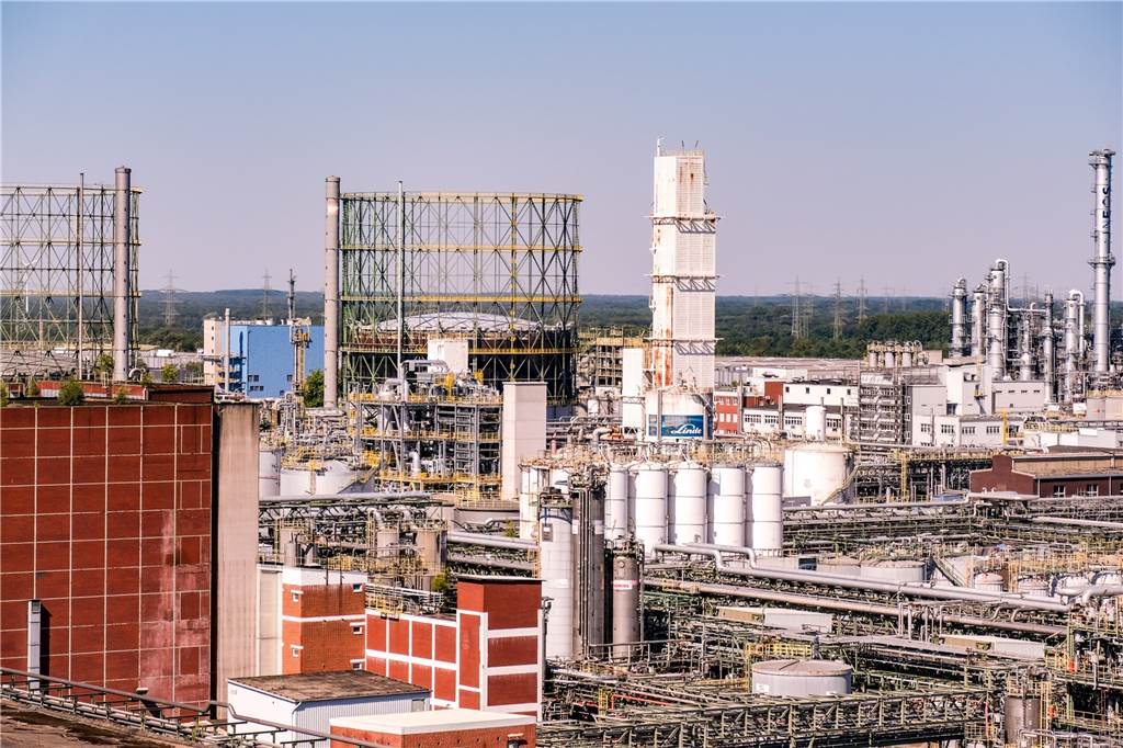 Das Jahr im Chemiepark: Die Krise trifft Unternehmen am Standort - Produktionen stehen still Blick über den Chemiepark.