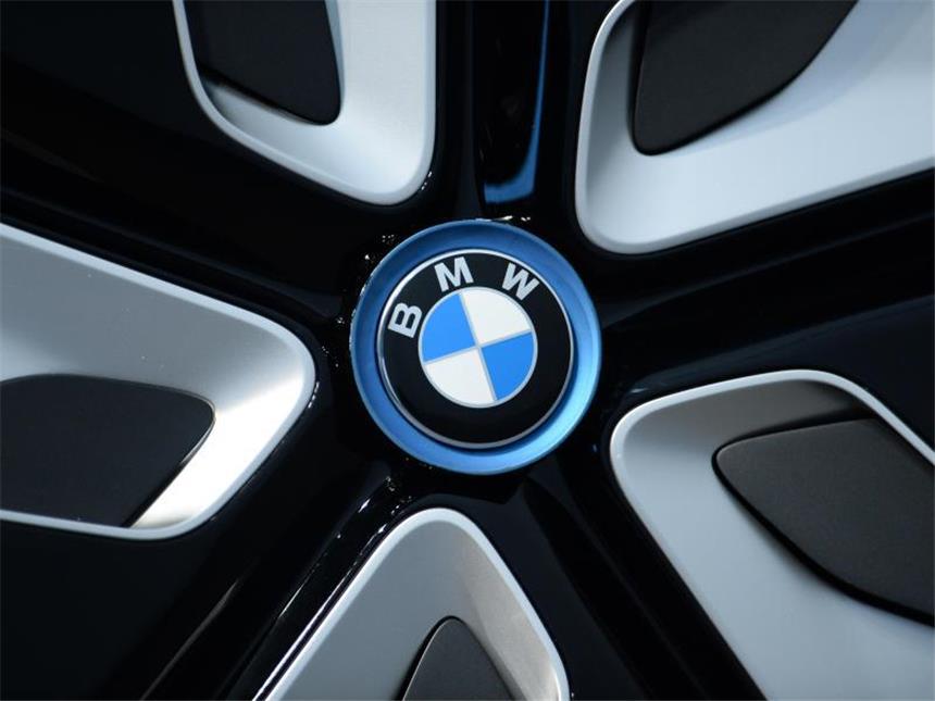 BMW: Ganze Branche hinter Forderungen zu Abgas-Grenzwerten BMW hat mitgeteile, nicht allein der Autobauer, sondern die gesamte Autoindustrie habe der EU-Kommission dargelegt, welche Grenzwerte mit verantwortbarem Aufwand noch machbar wären. Foto: Andreas Gebert