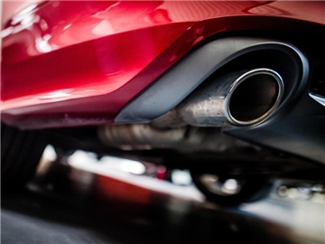 BMW und Audi wollen bei der großen Nachrüstungsaktion die Motor-Software aktualisieren. Welche Fahrzeuge modernisiert werden, entscheiden die Hersteller. Foto: Christoph Schmidt/Symbolbild