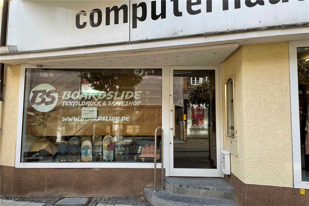 Mit Video: „Boardslide“ eröffnet an neuem Standort in Werne Bild von "Boardslide" von außen