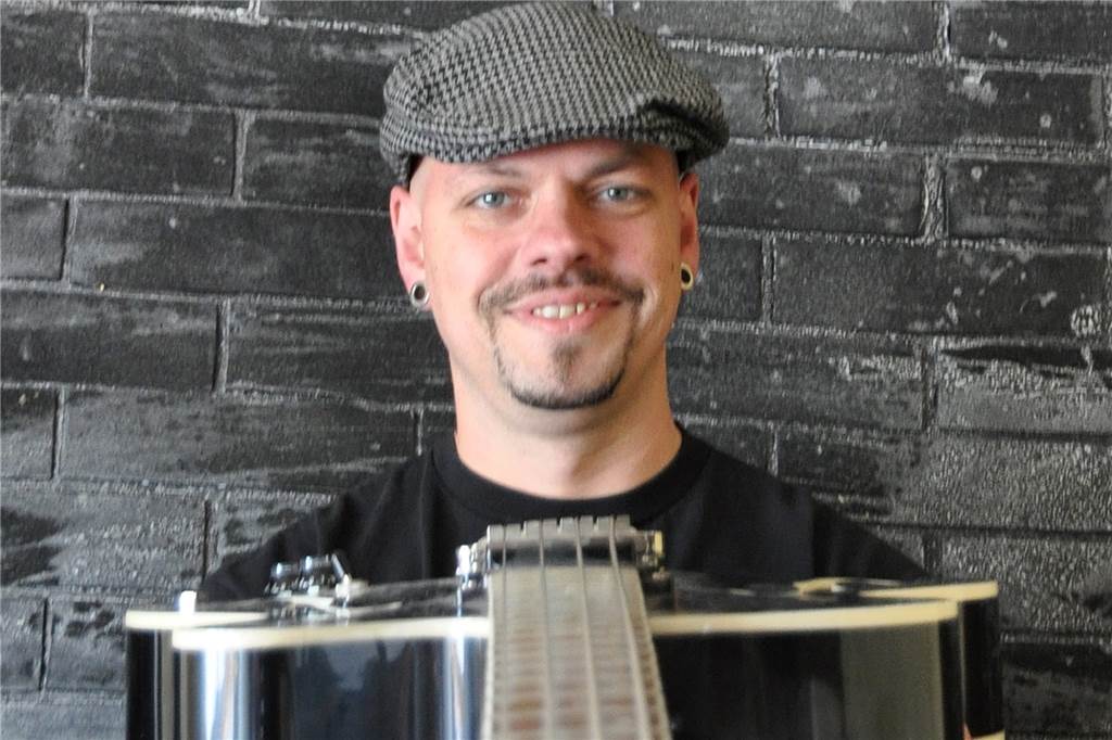 Greif in Lünen steht zum Verkauf: Gehen bald die Lichter aus in der Kultkneipe? Bob Michaels hat das Greif seit 2011 zu einer gefragten Musikkneipe entwickelt.