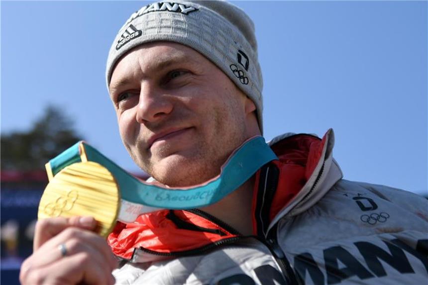 Deutschland von Norwegen noch im Medaillenspiegel überholt Bobpilot Francesco Friedrich holte die 14. Goldmedaille für das deutsche Team. Foto: Tobias Hase