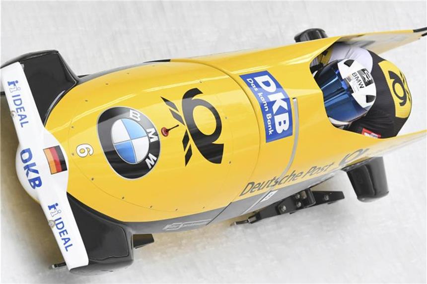Saison startet ohne Viererbob - Friedrich im Angriffsmodus Bobpilot Francesco Friedrich startet nur mit dem Zweierbob. Foto: Kerstin Joensson