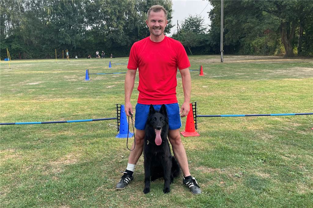 „Ein Hund ist der ideale Trainingspartner“ - Leichtathletik mit dem Hund Bonny ist die erste Hündin von Alexander Kromm - mit ihr hat er sich den Traum von einem Groenendal erfüllt.