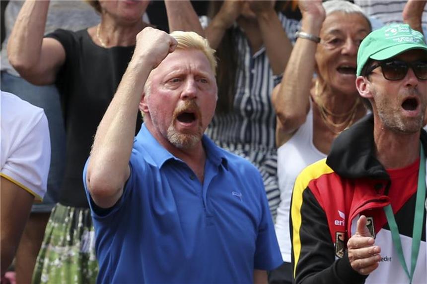 DTB vor Becker-Spagat - „Boris hat sich gut eingebracht“ Boris Becker feuert die deutschen Tennis-Herren an. Foto: Armando Franca
