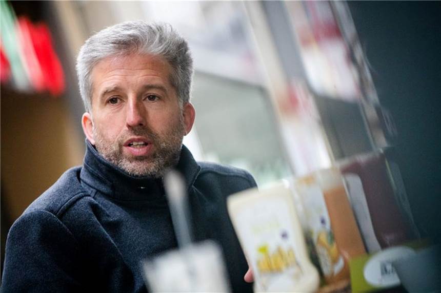 Boris Palmer lässt Mitgliedschaft bei den Grünen ruhen Boris Palmer lässt seine Mitgliedschaft bei den Grünen bis Ende 2023 ruhen.