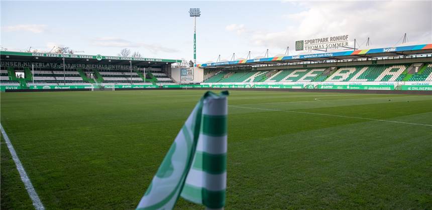 Fürth gegen BVB: So verfolgen Sie das Spiel im TV, Stream und Ticker Borussia Dortmund ist am Samstag zu Gast bei der SpVgg Greuther Fürth.