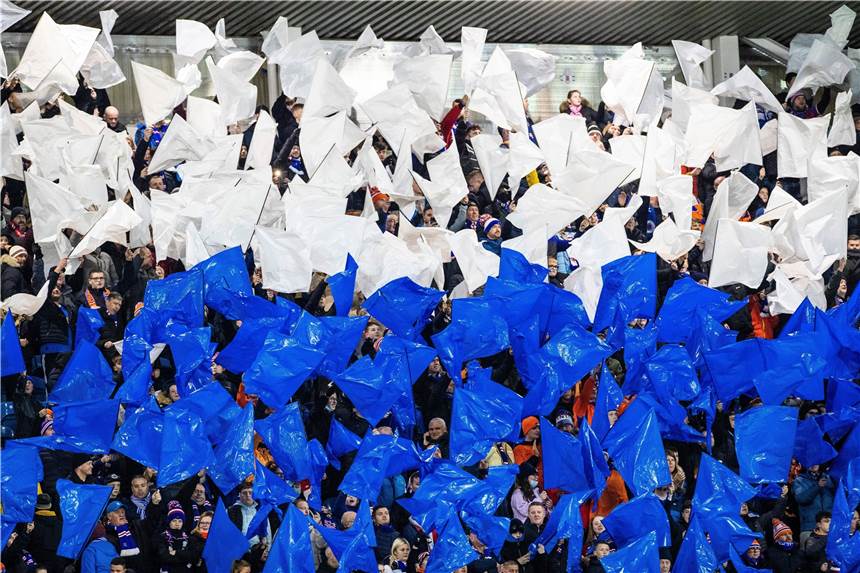 Glasgow Rangers gegen den BVB: Europa League im Free-TV und Ticker Borussia Dortmund steht bei den Glasgow Rangers vor einer Herkulesaufgabe.