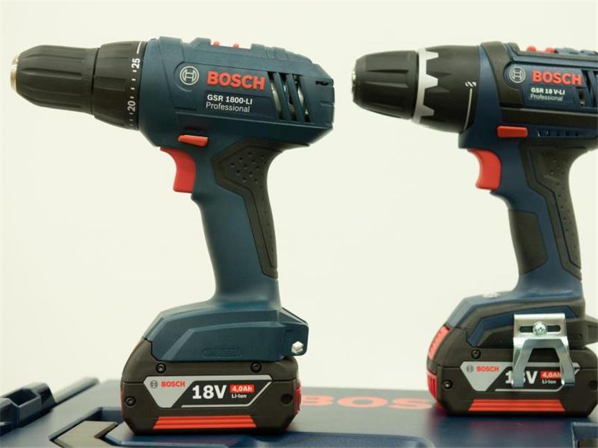 Außenhandel mit Elektronik bricht 2015 alle Rekorde Bosch-Bohrmaschinen: Elektronik aus Deutschland ist derzeit sehr gefragt. Foto: Sebastian Kahnert/Symbolbild