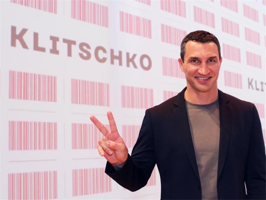 Klitschko geht und verzichtet auf Millionen Boxer Wladimir Klitschko tritt zurück. Foto: Christian Charisius