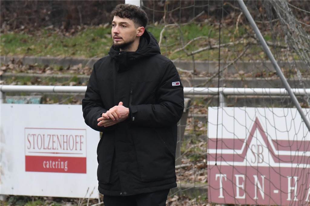 Riesige Wut über Spielabsage für Lüner Derby Brambauer-Coach Ilker Besok konnte gegen die SG Gahmen schon wieder keine Mannschaft stellen.