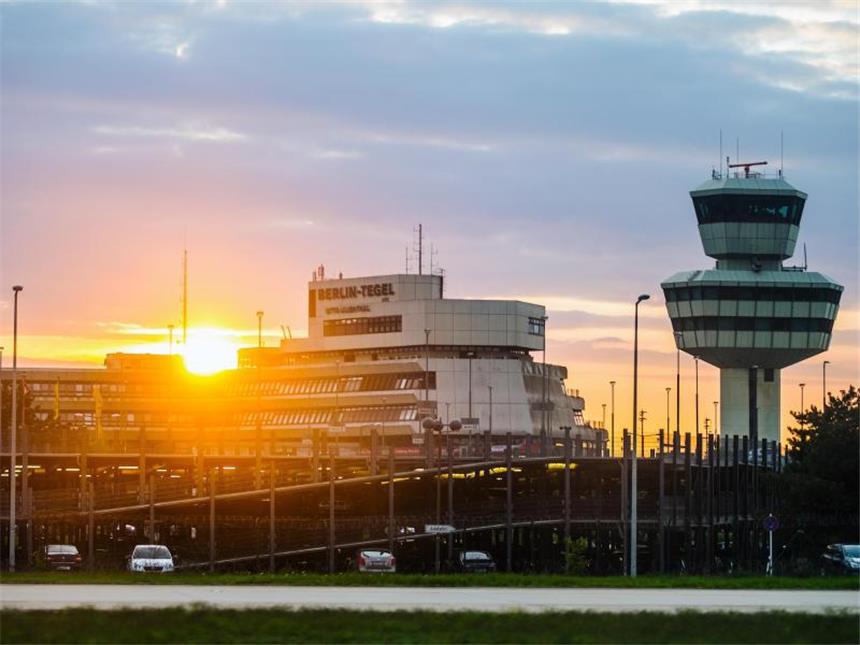 Debatte zu Berliner Flughäfen ohne Durchbruch Brandenburg und Berlin lehnen einen Weiterbetrieb von Tegel auch ab, weil damit die Genehmigung des neuen Großflughafens gefährdet werden könnte. Foto: Michael Hanschke