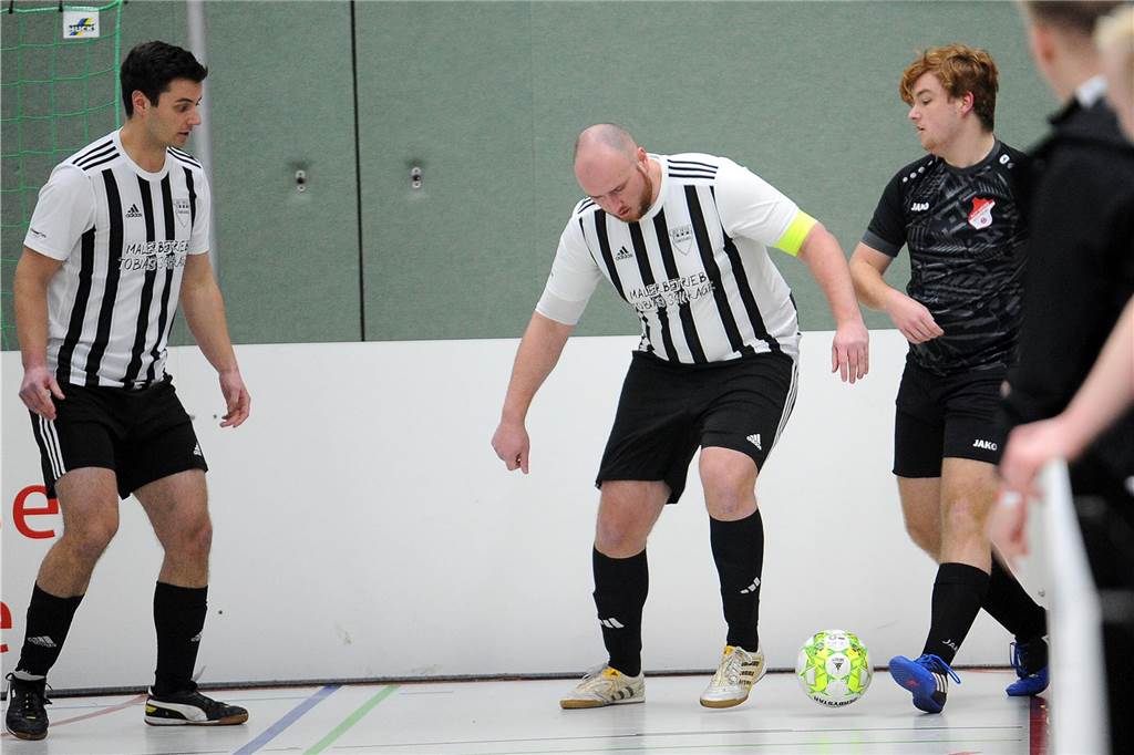 Brennholz-Cup 2024Vorrunde: SC Hennen 2 - Rot-Weiss Mülheim 3