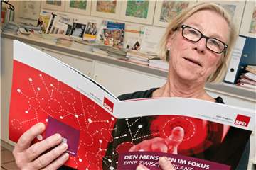 Brigitte Cziehso, hier mit ihrer Halbzeitbilanz der Wahlperiode 2014 bis 2020: "Den Menschen im Fokus", war darauf zu lesen – sie selbst stand zuletzt eher mit unrühmlichen Schlagzeilen im Fokus. Jetzt zieht sie die Konsequenzen.